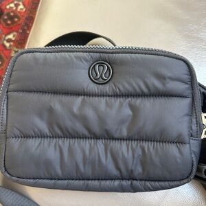 Lululemon wunder puff trench belt bag